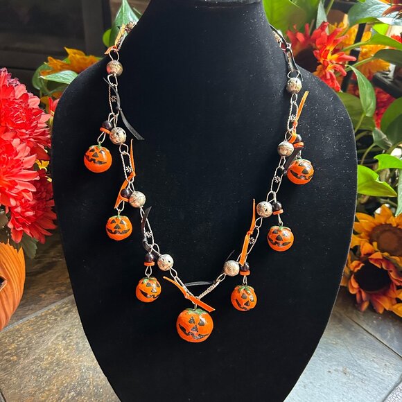 Santa Fe Style Antiqued Silver Tone Halloween Necklace - Picture 1 of 4